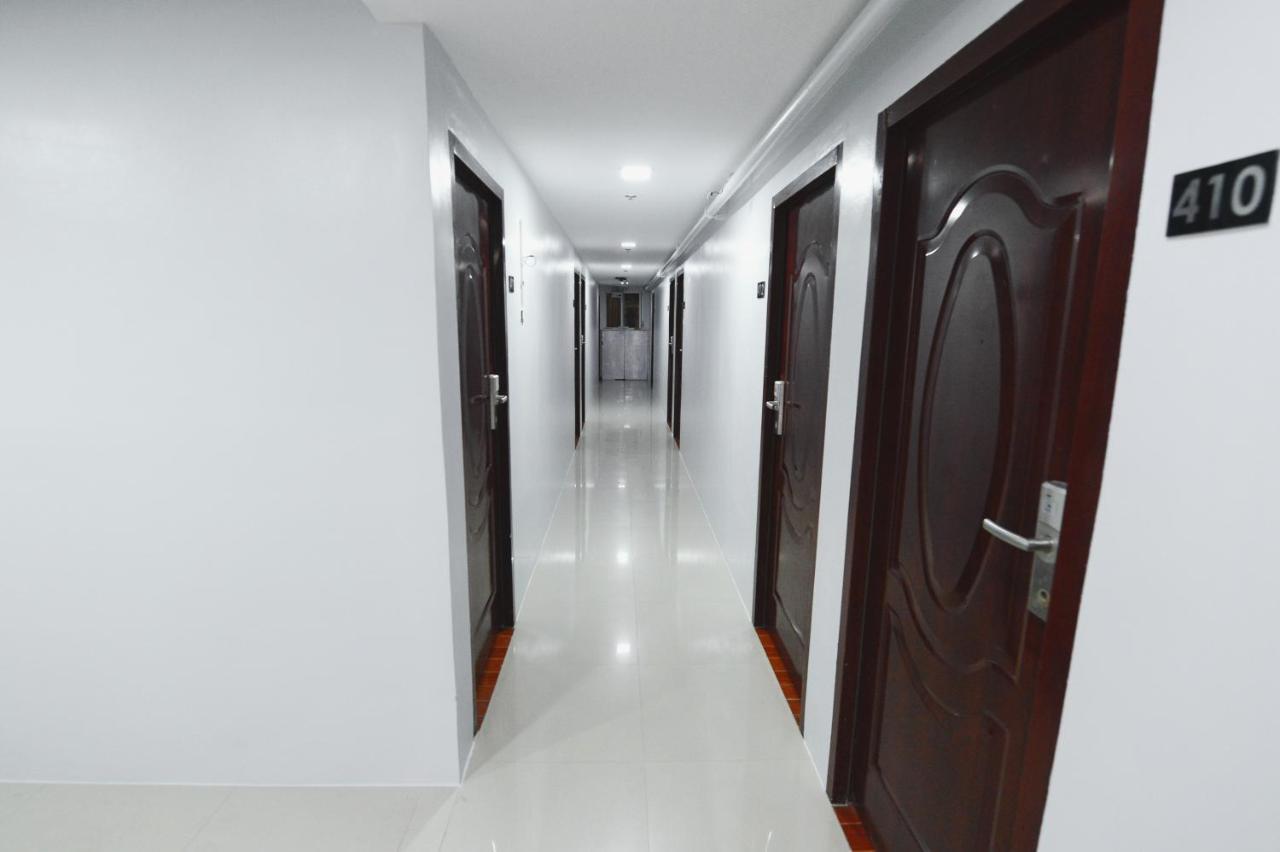 Cebu Courtyard Otel Lapu-Lapu City Dış mekan fotoğraf