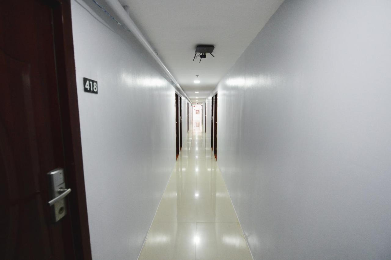 Cebu Courtyard Otel Lapu-Lapu City Dış mekan fotoğraf